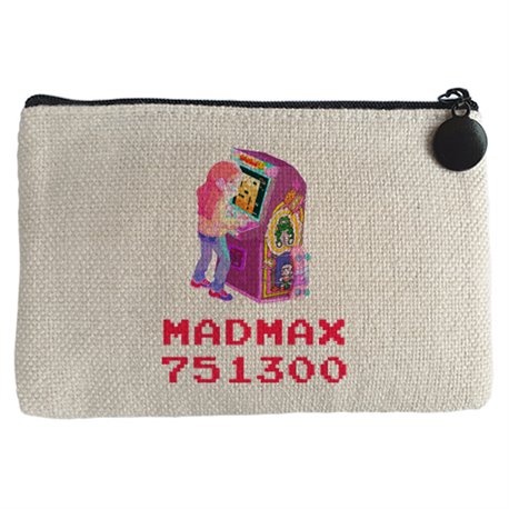 Monedero Stranger Things Madmax jugando a Dig Dug